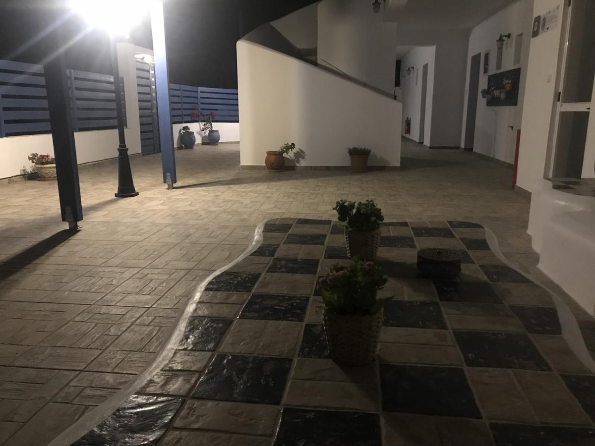 Dedes Apartments Skála Екстериор снимка