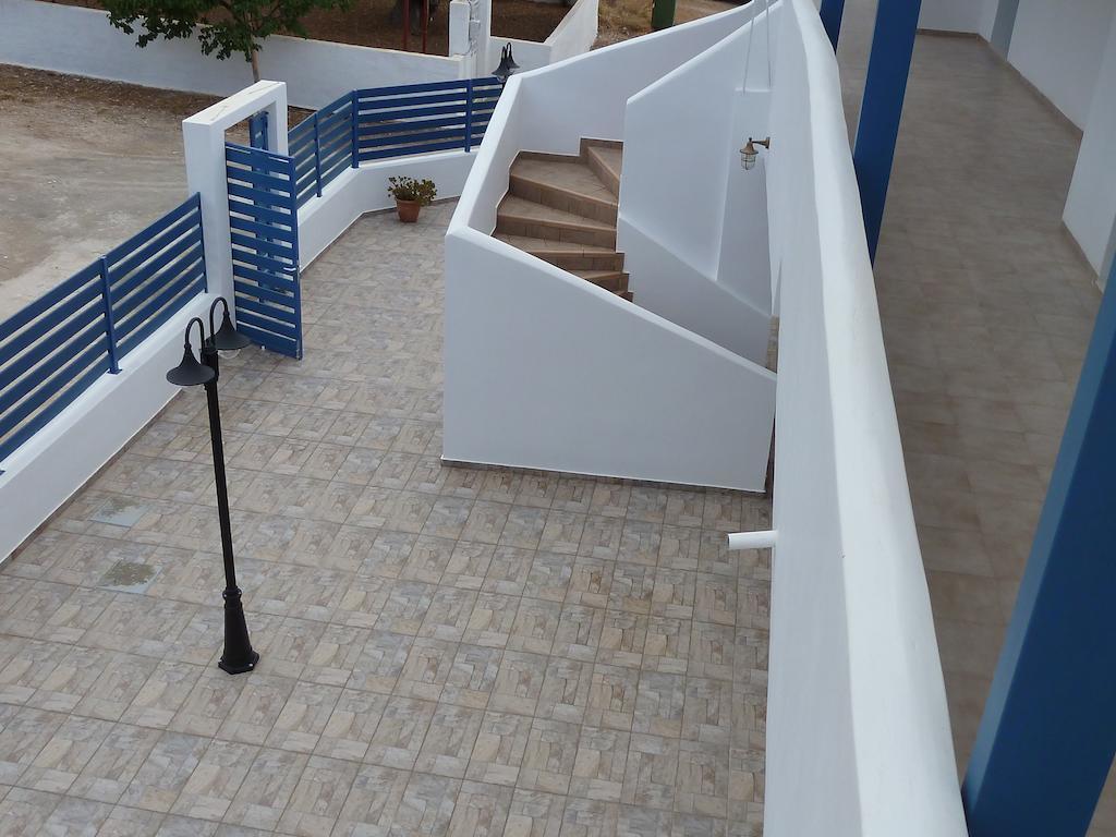 Dedes Apartments Skála Екстериор снимка