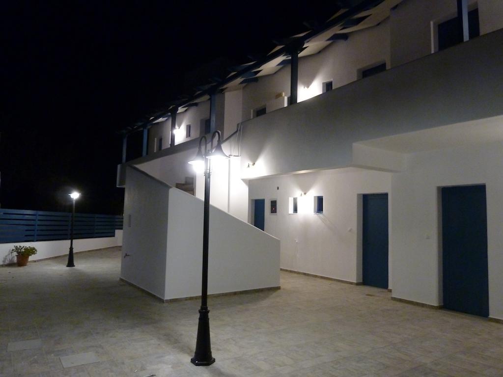 Dedes Apartments Skála Екстериор снимка